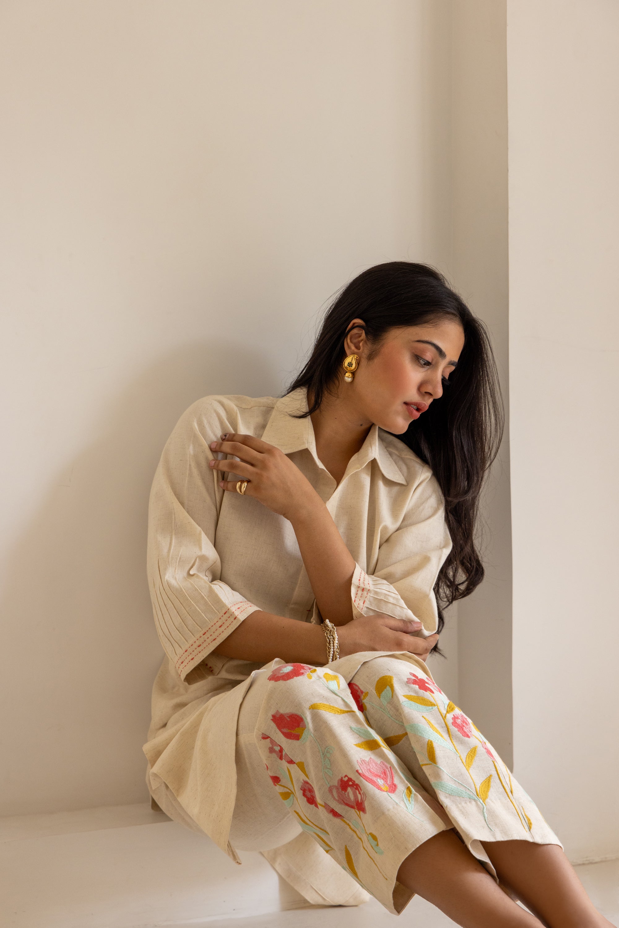 Ivory cream floral embroidered pants set - Set of 2