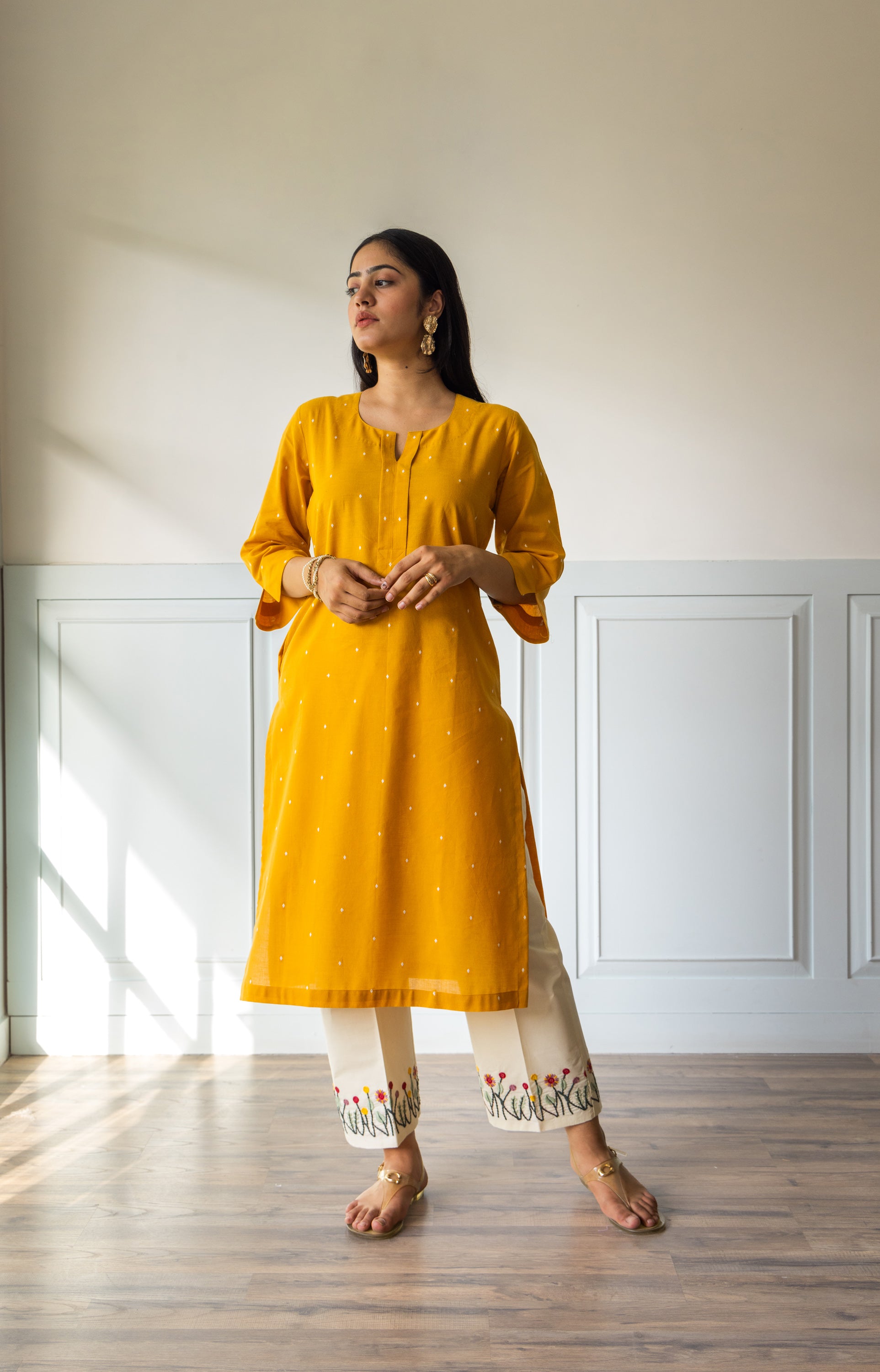 Honey yellow embroidered pants set - Set of 2