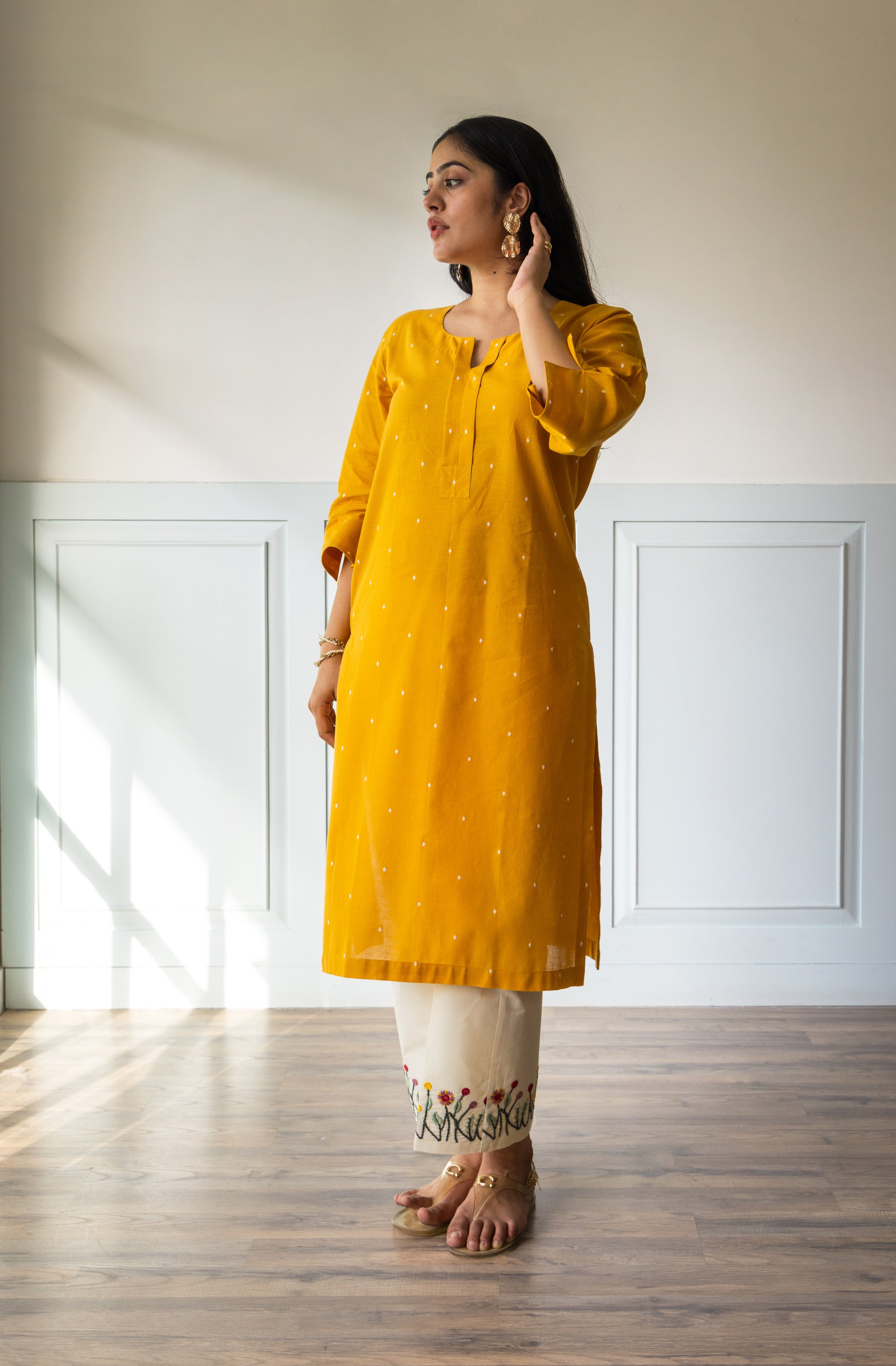 Honey yellow embroidered pants set - Set of 2