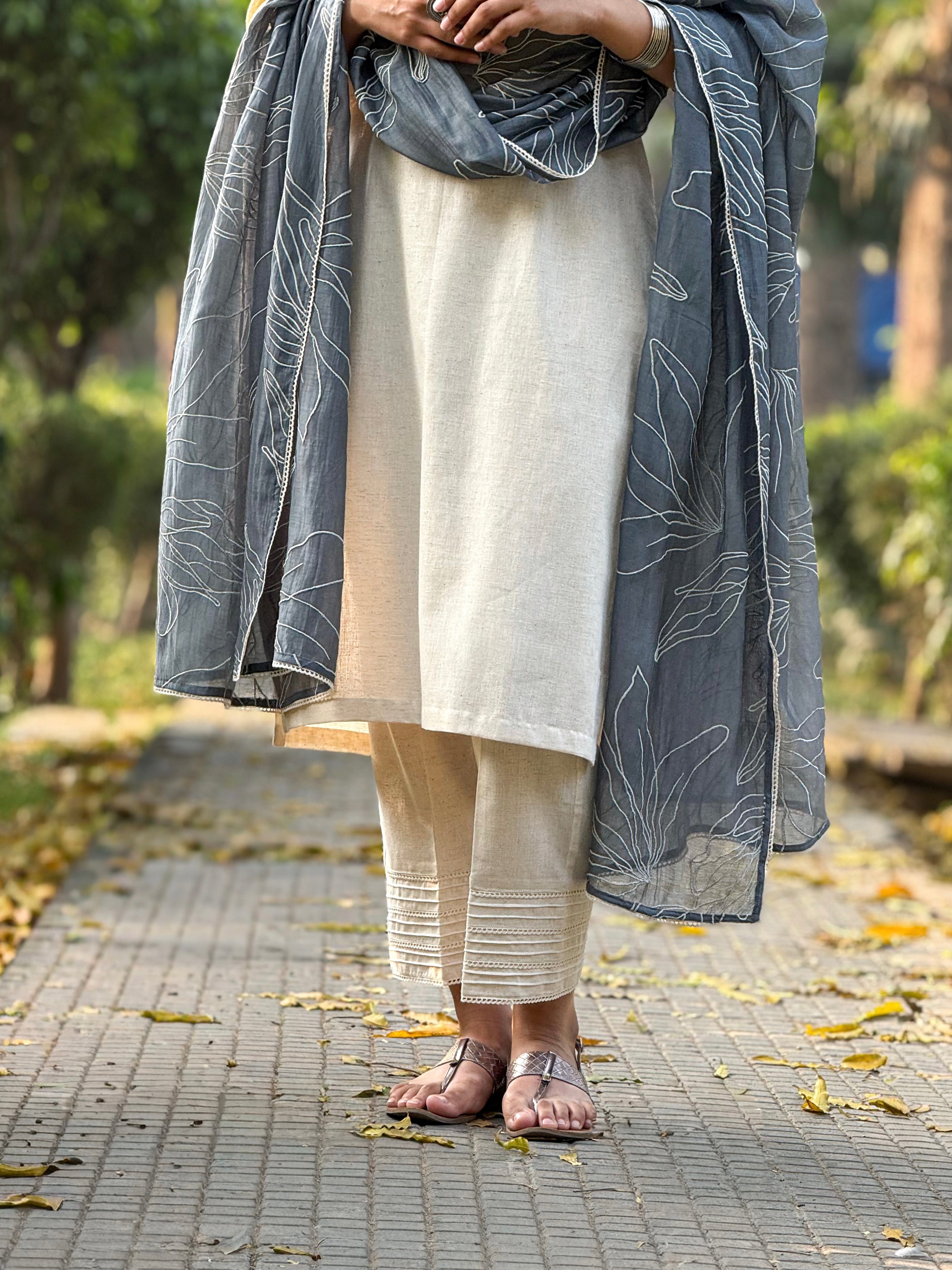 Grey embroidered Chanderi dupatta set