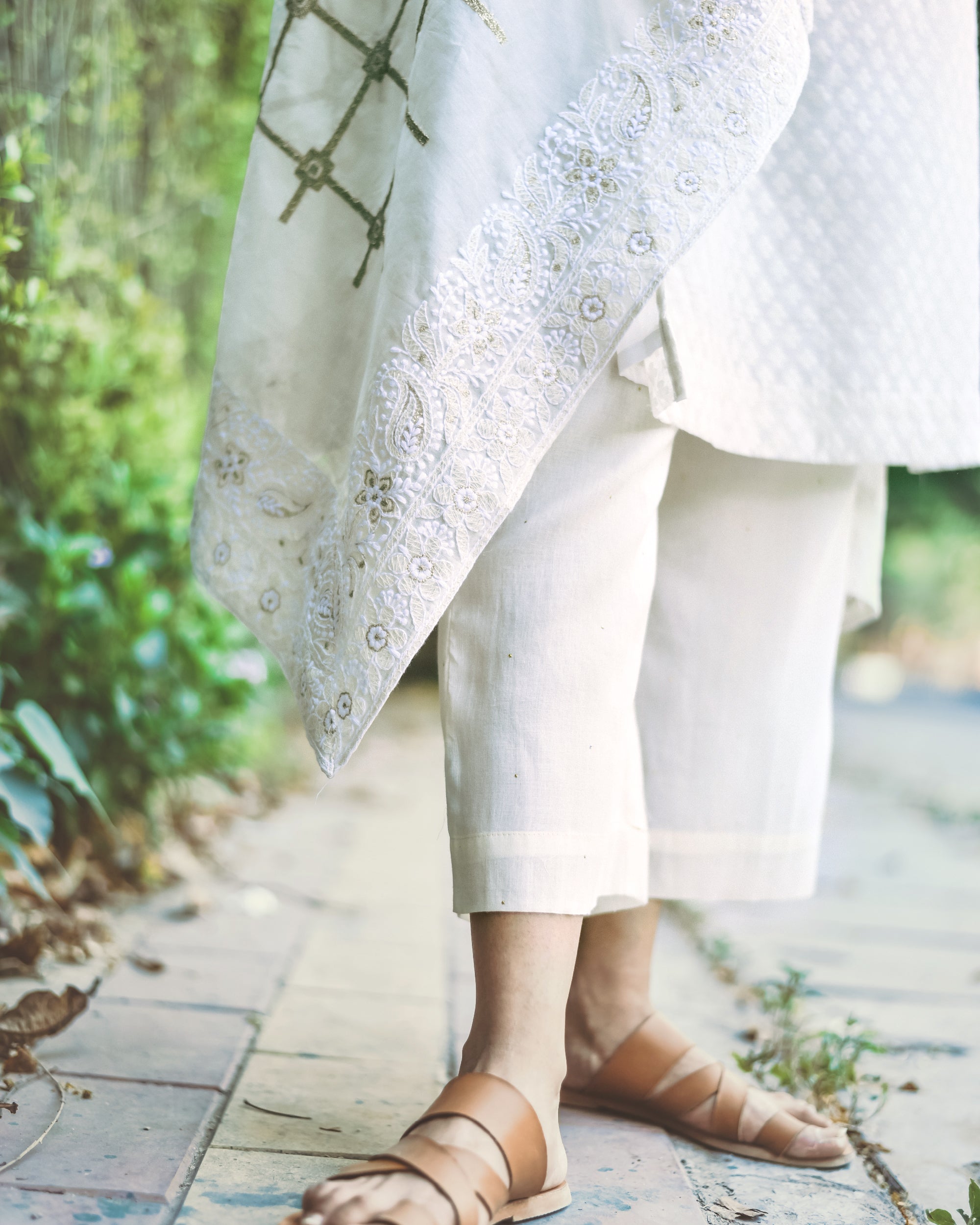 Off white handloom chanderi kurta set with embroidered chanderi dupatta