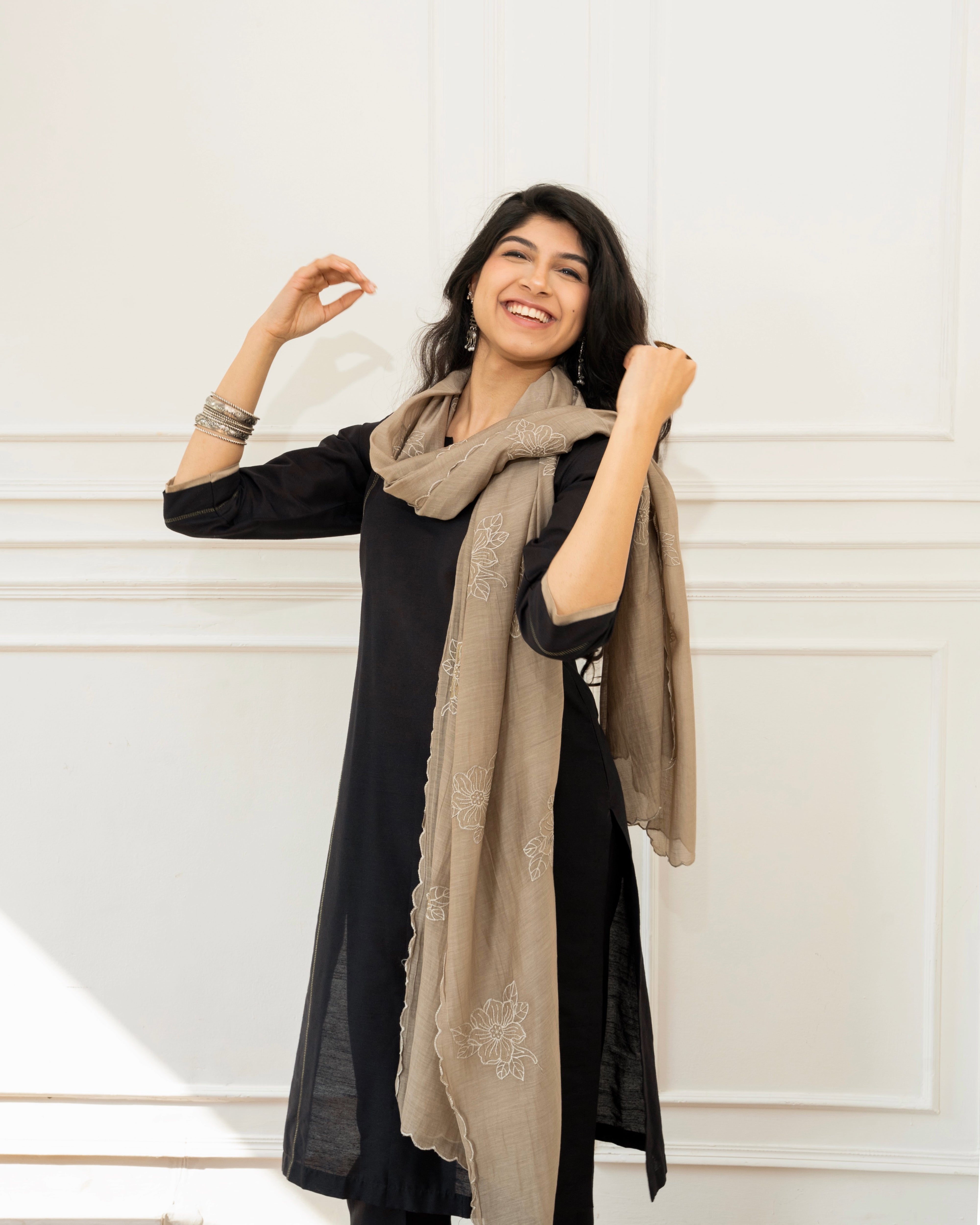 Noir Grace – Cotton Slub Kurta Set with Chanderi Dupatta