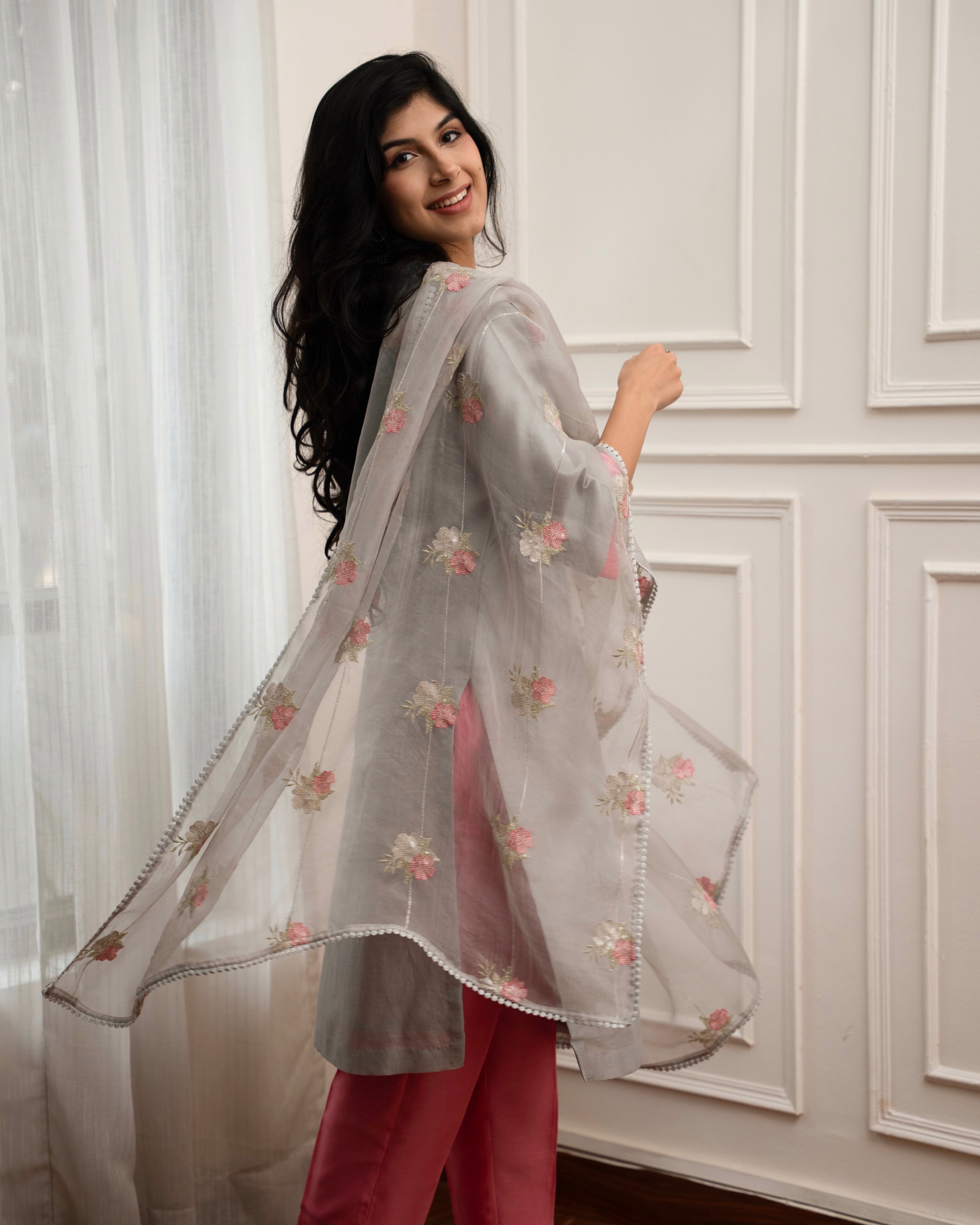 Grey bloom chandreri set