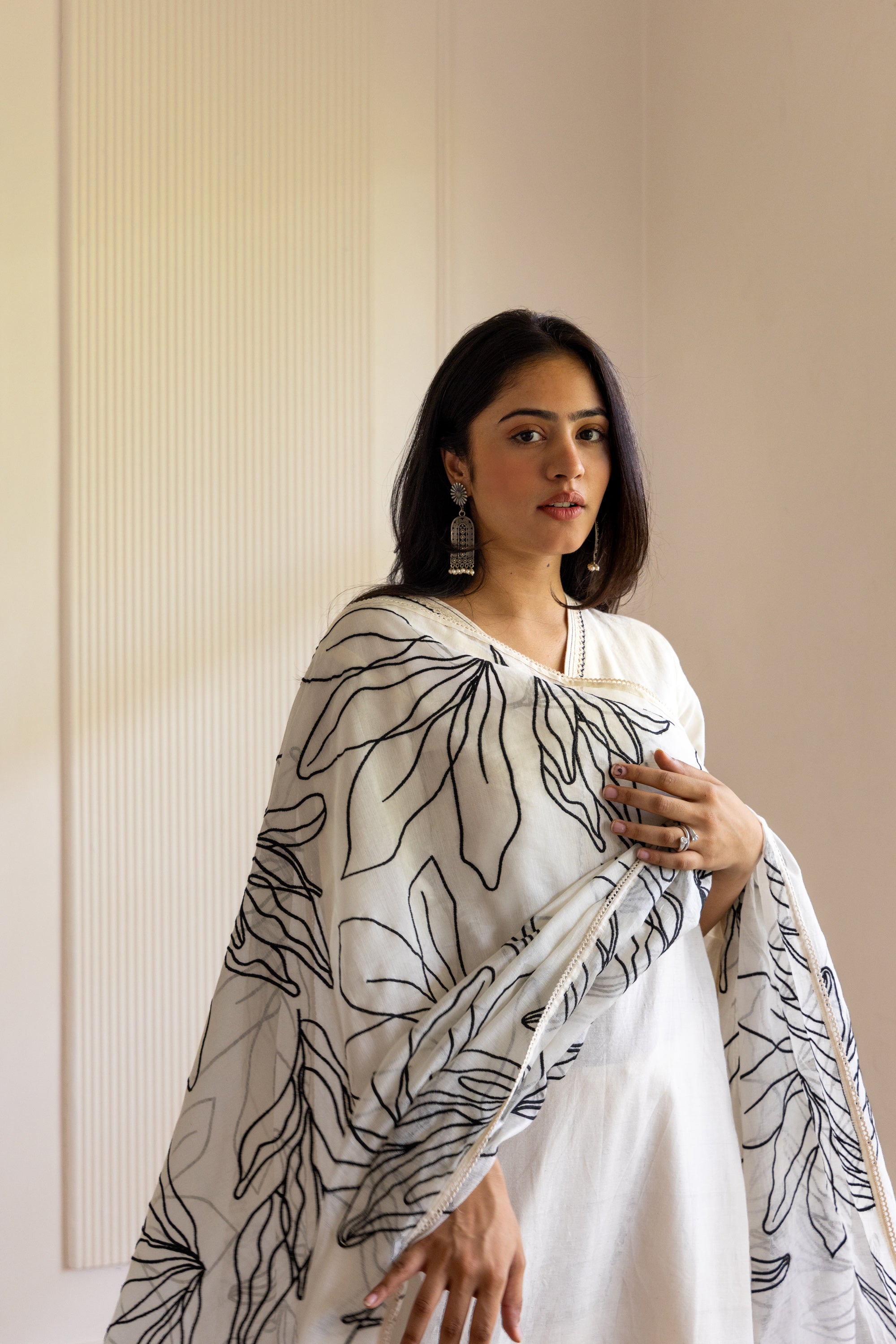 Offwhite cotton black chanderi embroidered dupatta set