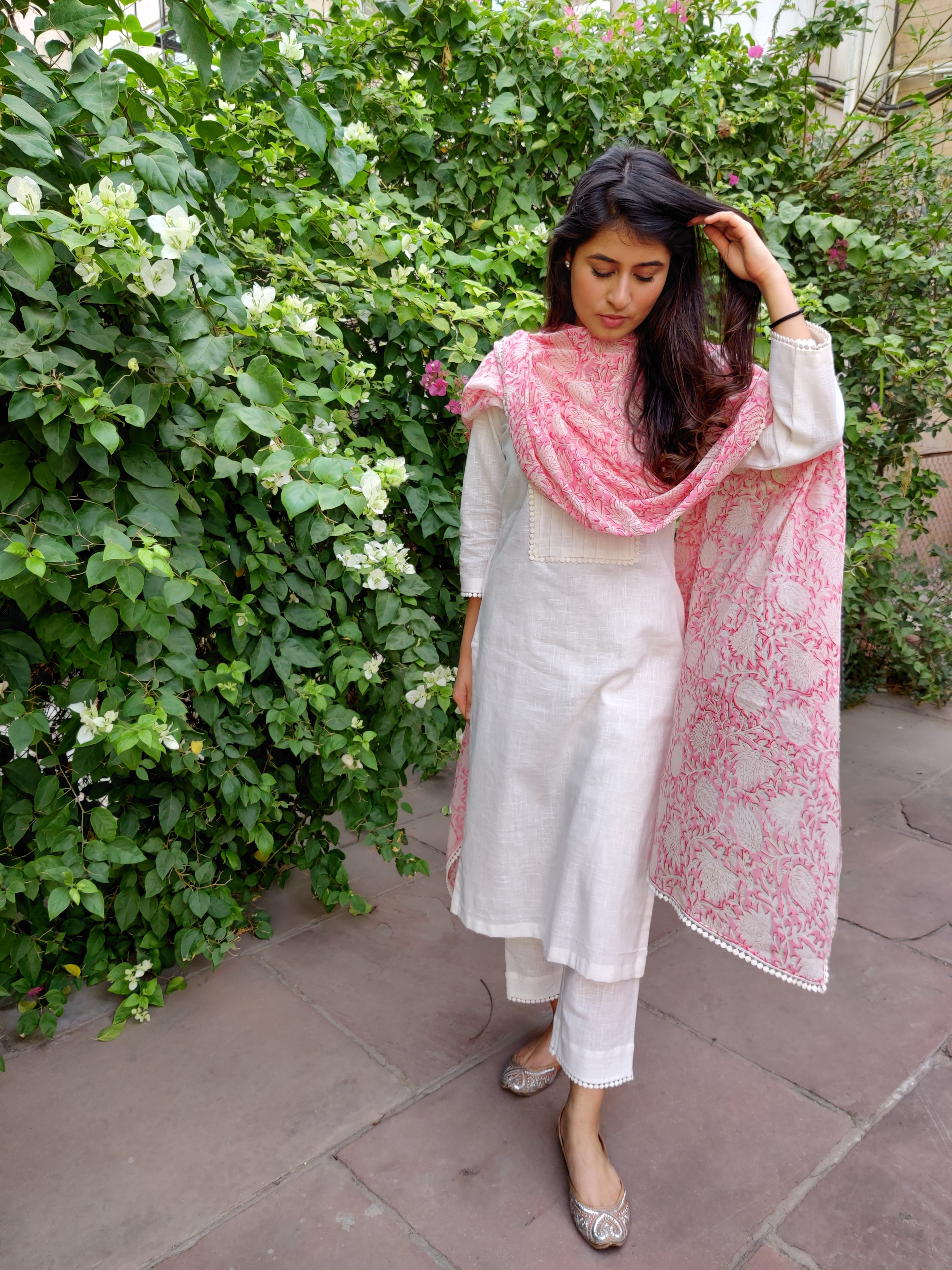 White linen set with blockprint dupatta