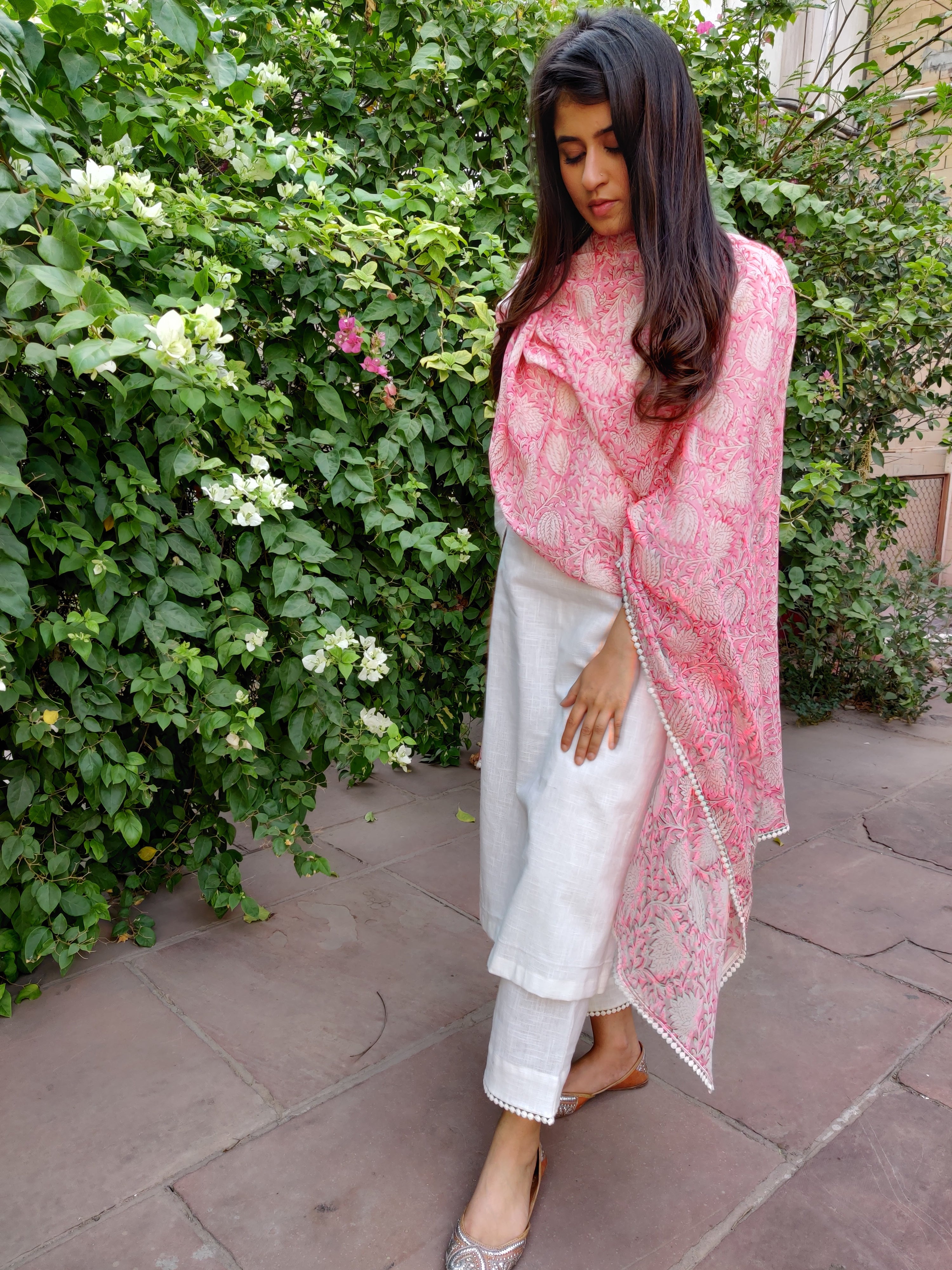 White linen set with blockprint dupatta