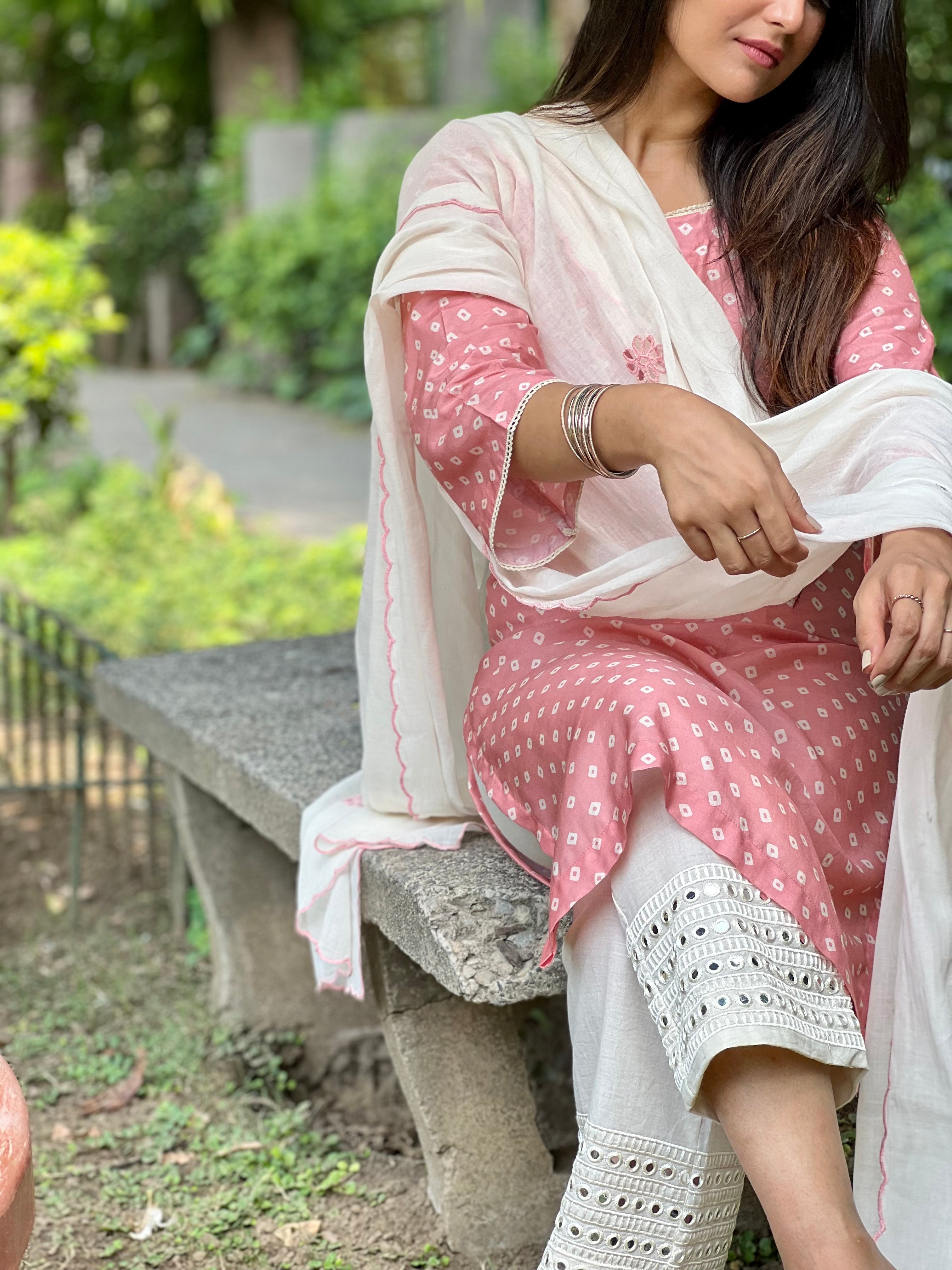 Peach bandhani muslin kurta set