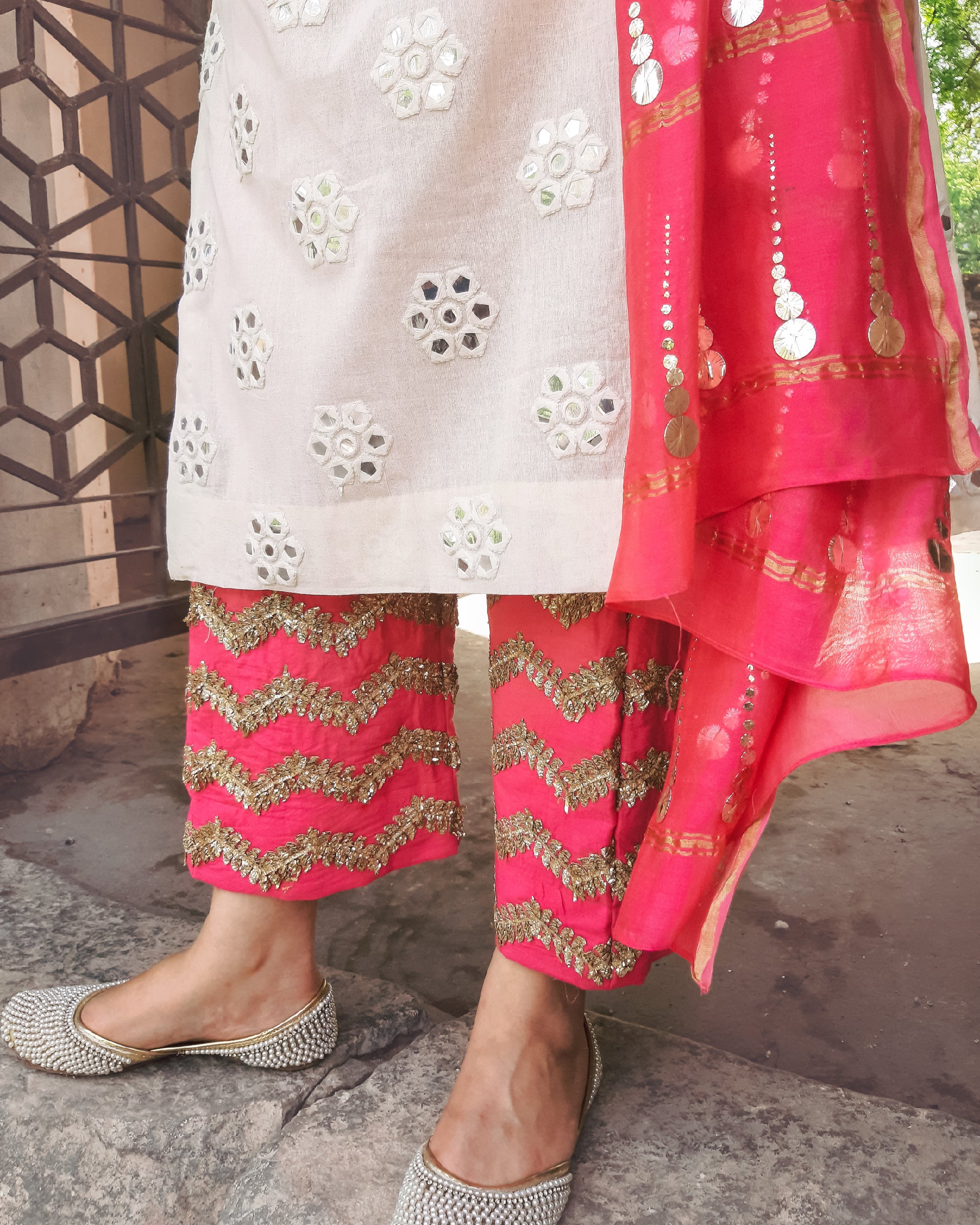 Off white and pink cotton set with dual shade mukeish work chanderi dupatta